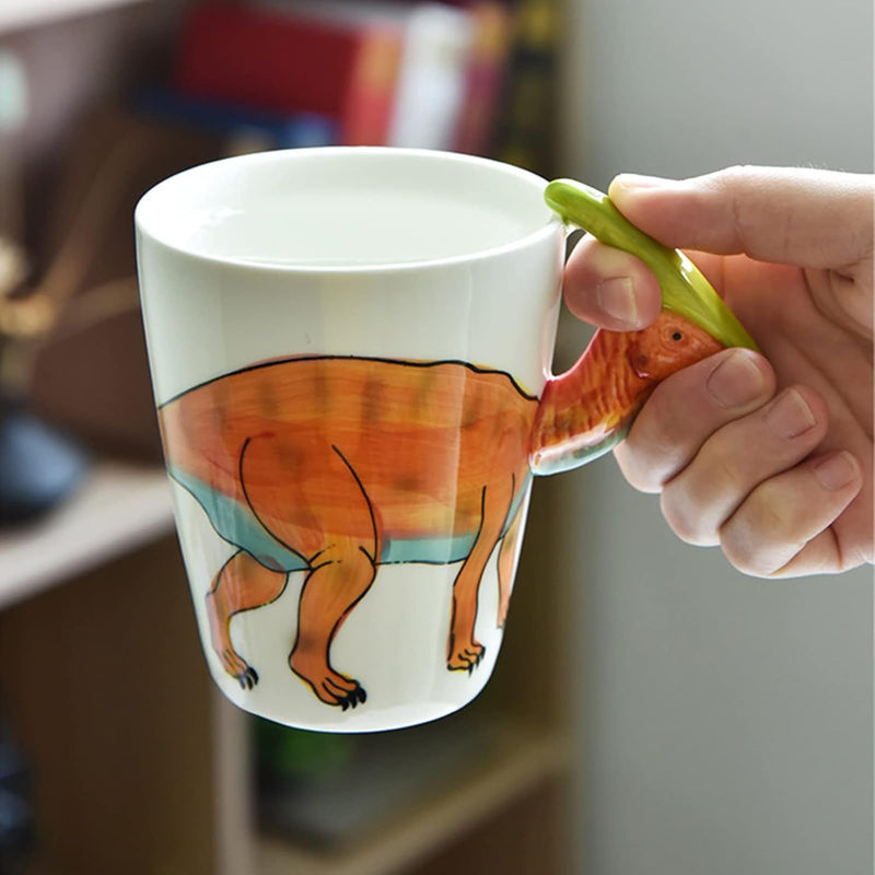 Caneca de cerâmica em formato de dinossauro em 3D