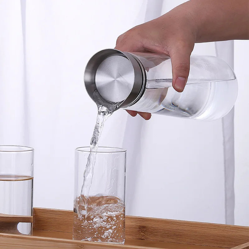Jarra de Água de vidro com tampa de aço inoxidável de 1.5L - Tullip